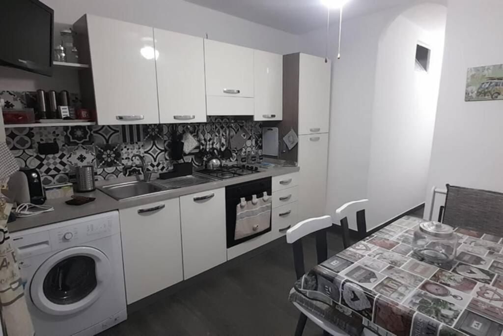 Sabrina'S House Apartment Giardini Naxos Ngoại thất bức ảnh