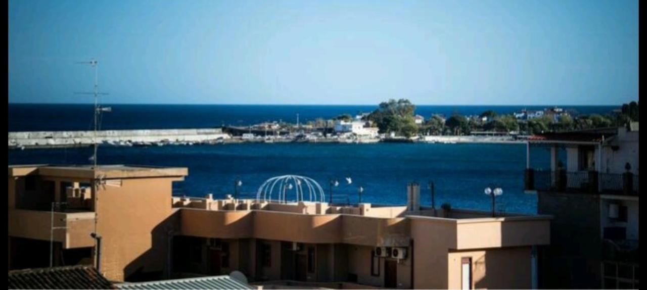 Sabrina'S House Apartment Giardini Naxos Ngoại thất bức ảnh