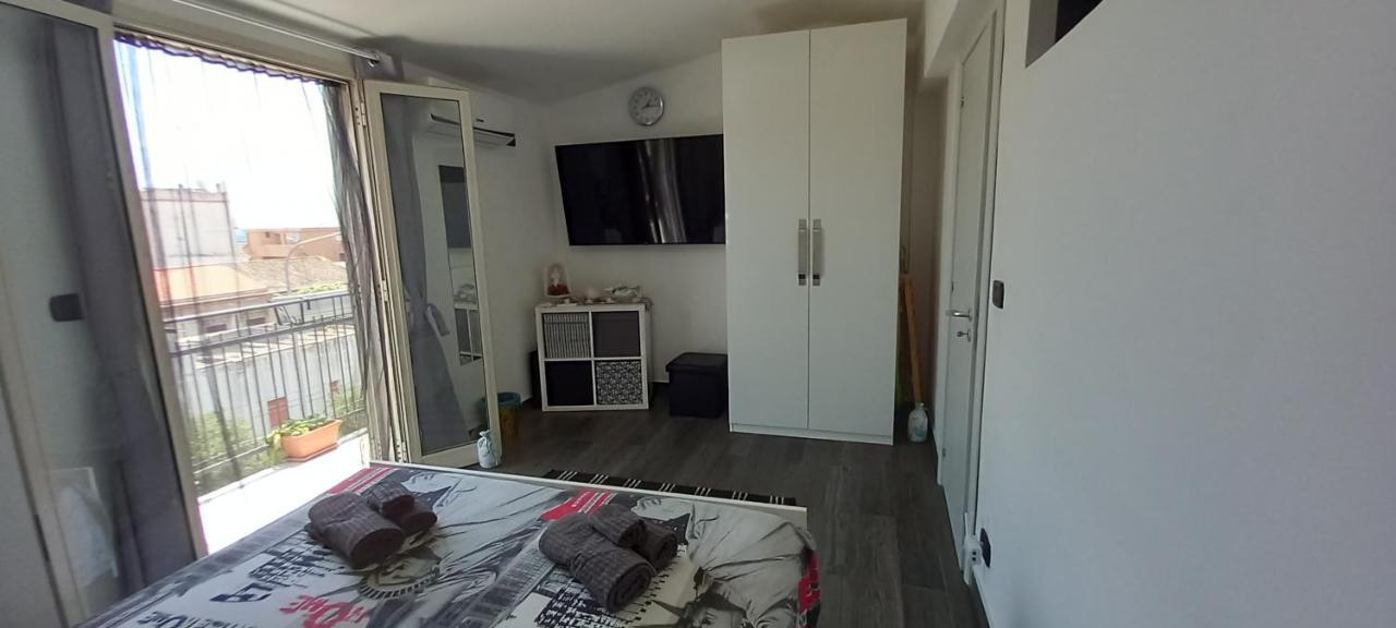 Sabrina'S House Apartment Giardini Naxos Ngoại thất bức ảnh