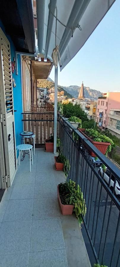 Sabrina'S House Apartment Giardini Naxos Ngoại thất bức ảnh